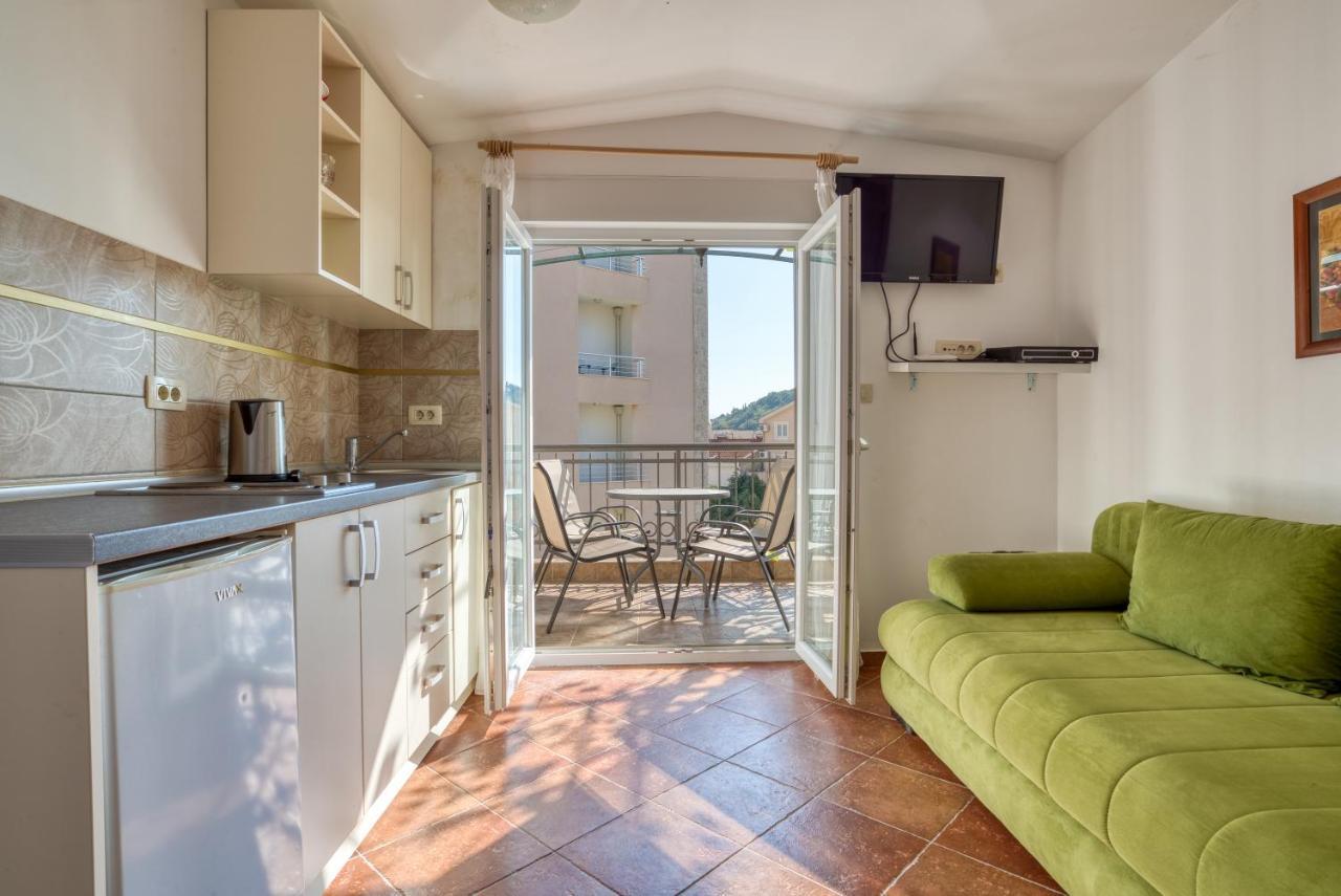 Petrovac Apartmani Olga מראה חיצוני תמונה