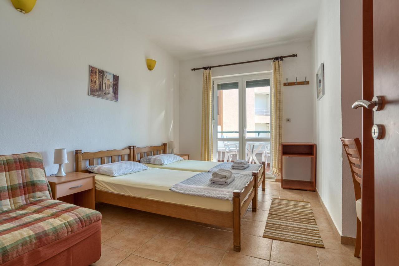 Petrovac Apartmani Olga מראה חיצוני תמונה