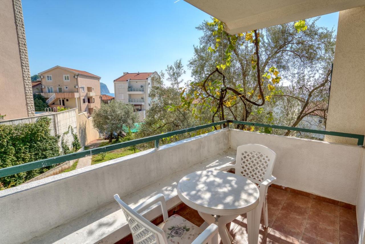 Petrovac Apartmani Olga מראה חיצוני תמונה
