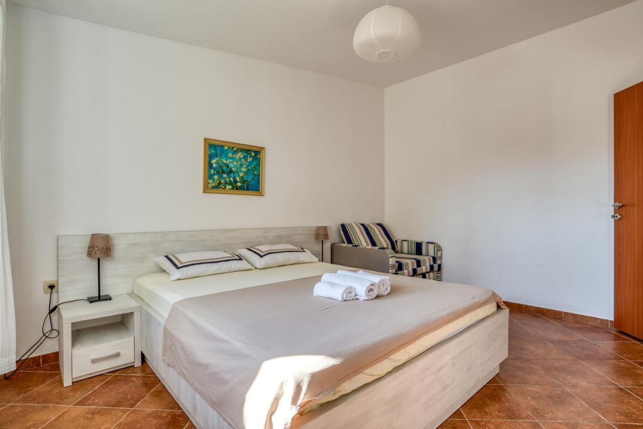 Petrovac Apartmani Olga מראה חיצוני תמונה