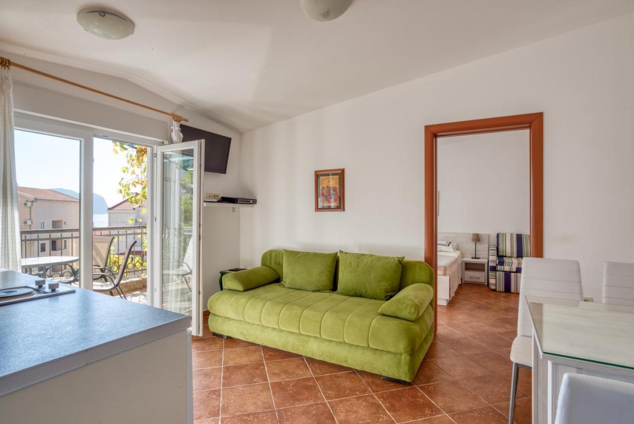 Petrovac Apartmani Olga מראה חיצוני תמונה