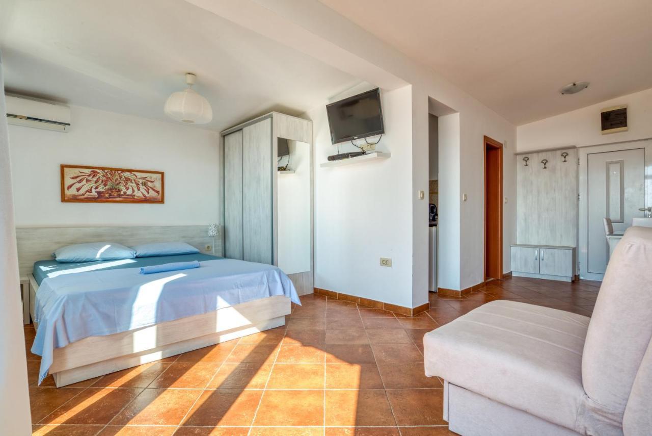 Petrovac Apartmani Olga מראה חיצוני תמונה